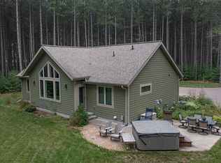 7371 Pine Grove Cir, Minocqua, WI 54548