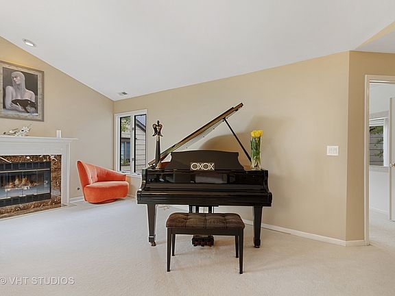 4th image of 1113 Foxtail Ct #0