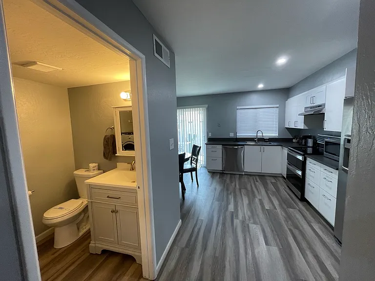 2635 E Harvard St #2 — Photo 11