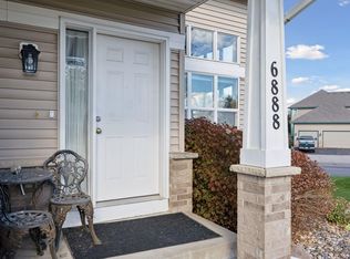 6888 98th St S, Cottage Grove, MN 55016