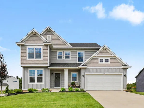 5900 Crossmoor St SE, Caledonia, MI 49316