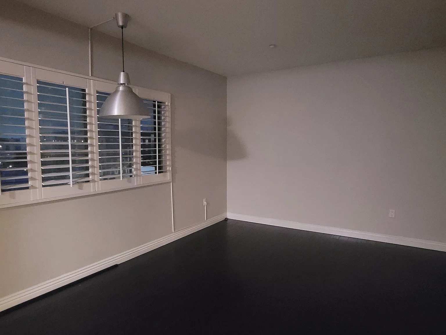 1 bed, 1.5 bath, 820 sqft, $2,200 — Photo 2