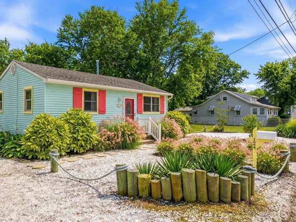 124 W New York Ave, Villas, NJ 08251
