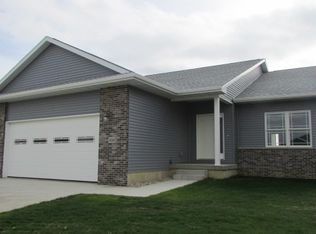 4226 Paddington, Cedar Falls, IA 50613