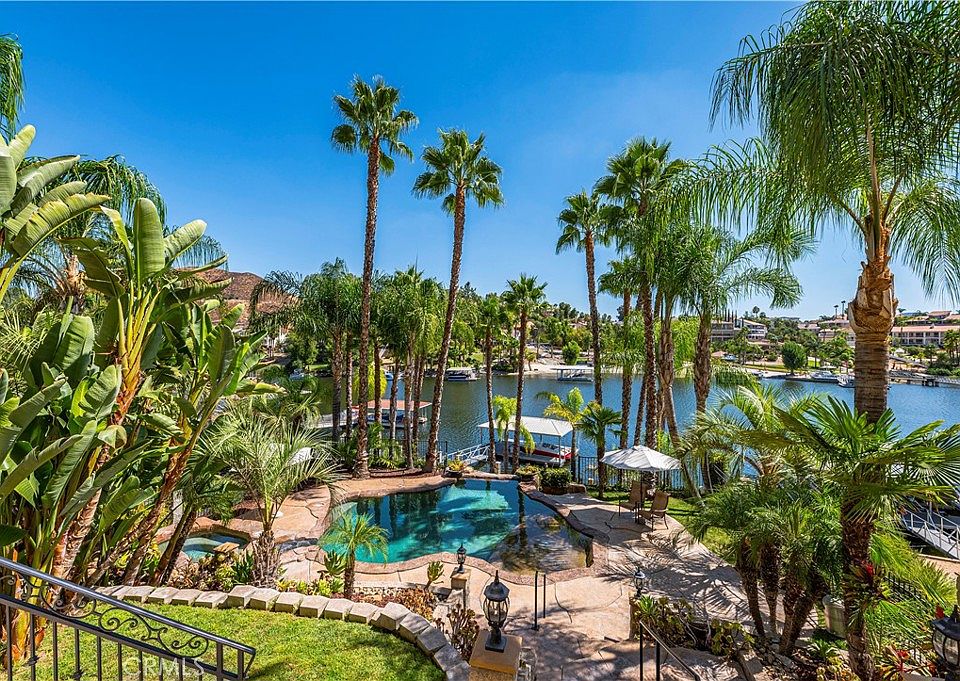 1st image of 22166 San Joaquin Dr W