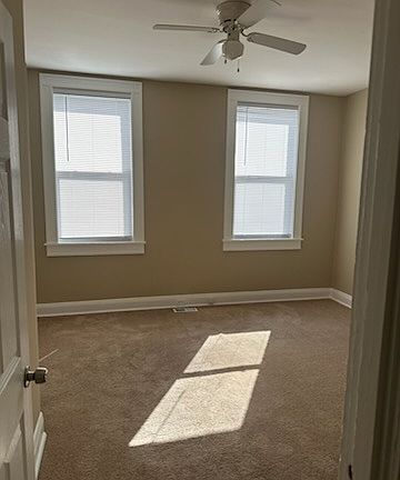 Spacious Bedroom, Freshly Painted, New Carpet