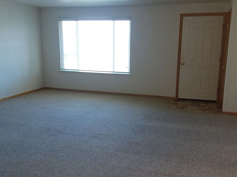 55 Weirup Ln #1-8 — Photo 8