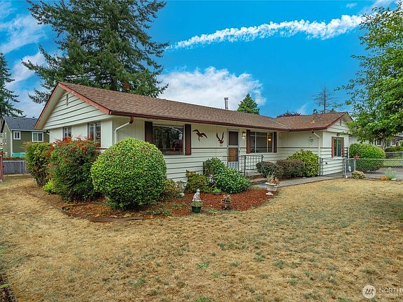 2nd image of 17825 111th Avenue SE