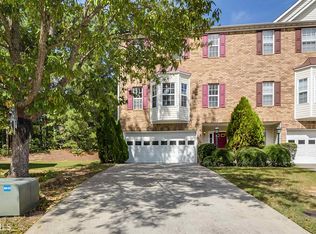 4492 Thorngate Ln, Acworth, GA 30101