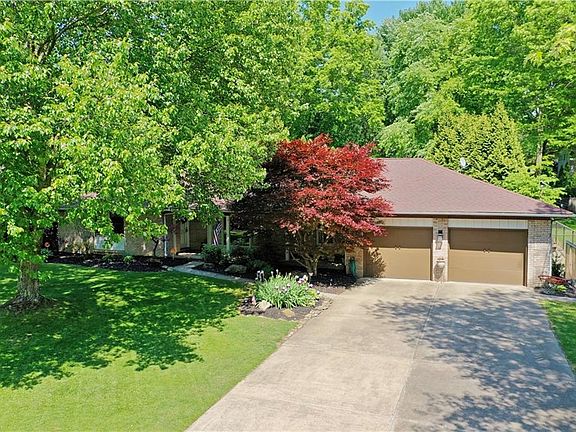 2nd image of 5871 Sampson Dr