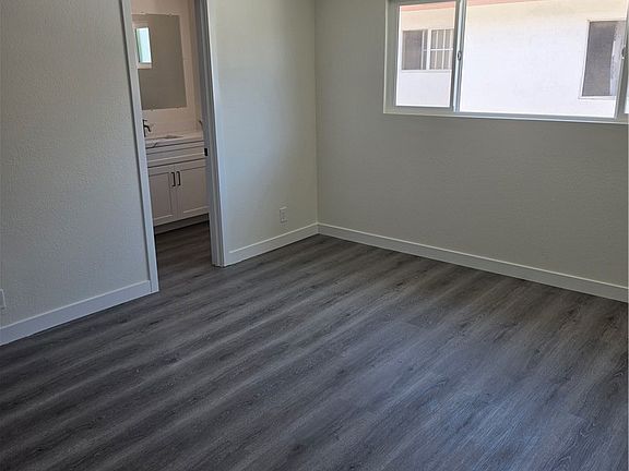 4th image of 1034 El Camino Dr
