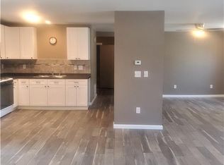 195 14th St, Buffalo, NY 14213
