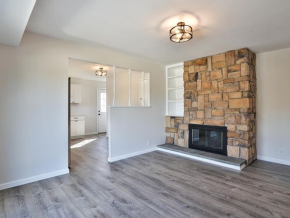 5th image of 4233 Massabielle Dr