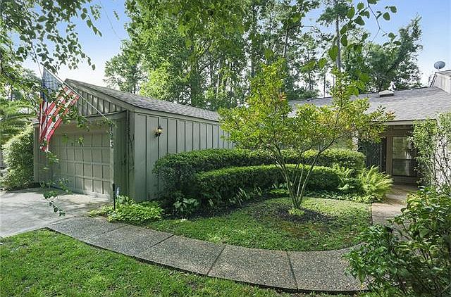 1st image of 125 Grand Cheniere Dr