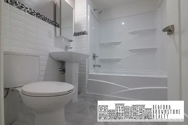 Rented by Bedford Brownstone Realty | media 24