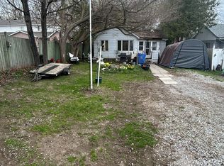 95 Lake Dr N, Georgina, ON L4P1A9