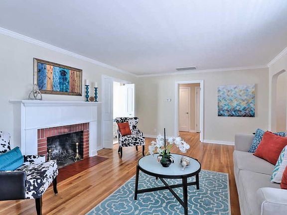 4th image of 961 W Campbell Ave