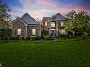 9103 Iris Ln, Zionsville, IN 46077