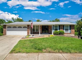5615 Chalet Manor Ct, Saint Louis, MO 63129
