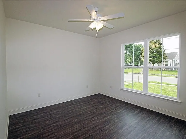 4517 Chalfant Dr — Photo 18
