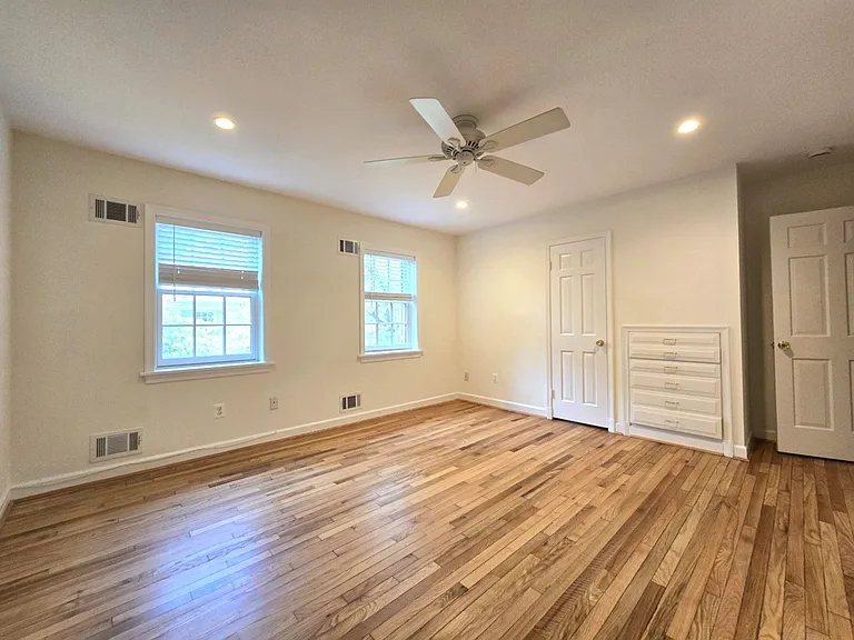 5135 Westbard Ave — Photo 12
