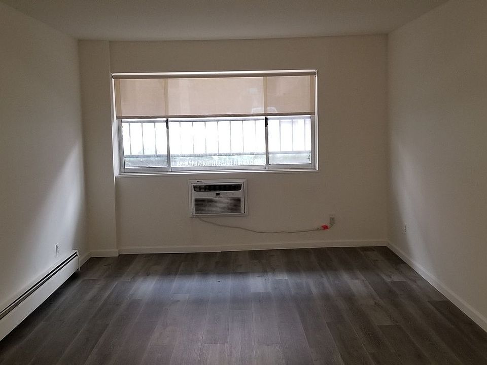 1st image of 7523 113th St APT 1L