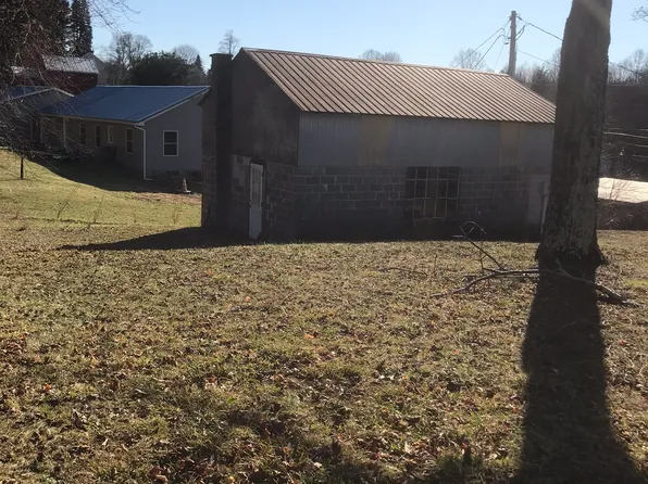 4251 Carlisle Rd, Gardners, PA 17324