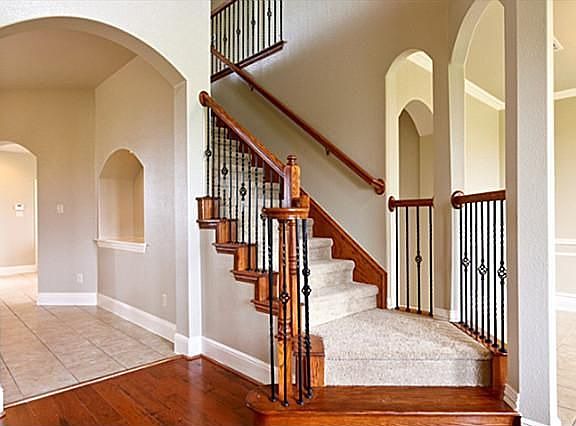 4th image of 3015 Wincrest Dr