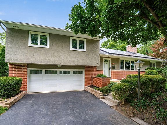 2nd image of 258 Sinsbury Dr N