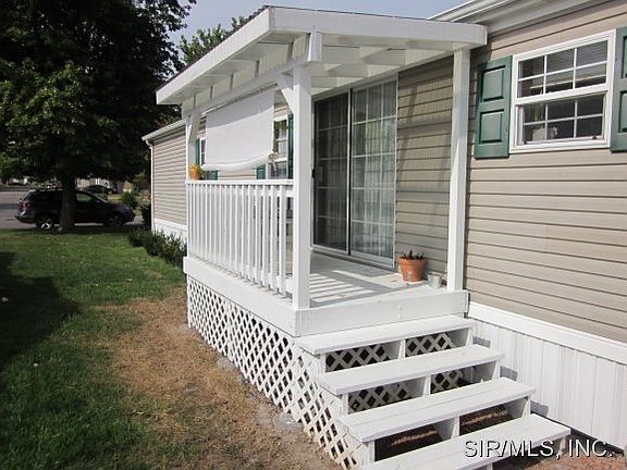 4th image of 3 Deerfield Ct