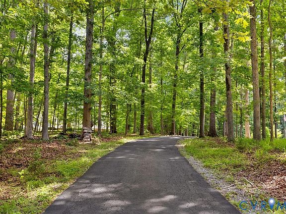 4th image of 1375 Quarter Mill Ct