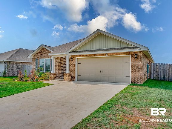4th image of 8242 Sycamore Way