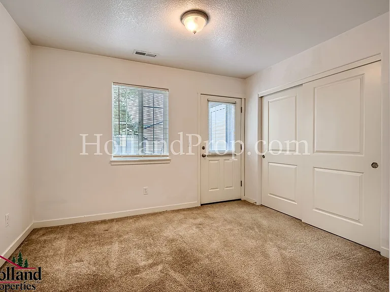 4415 NE 88th Ave #3 — Photo 14