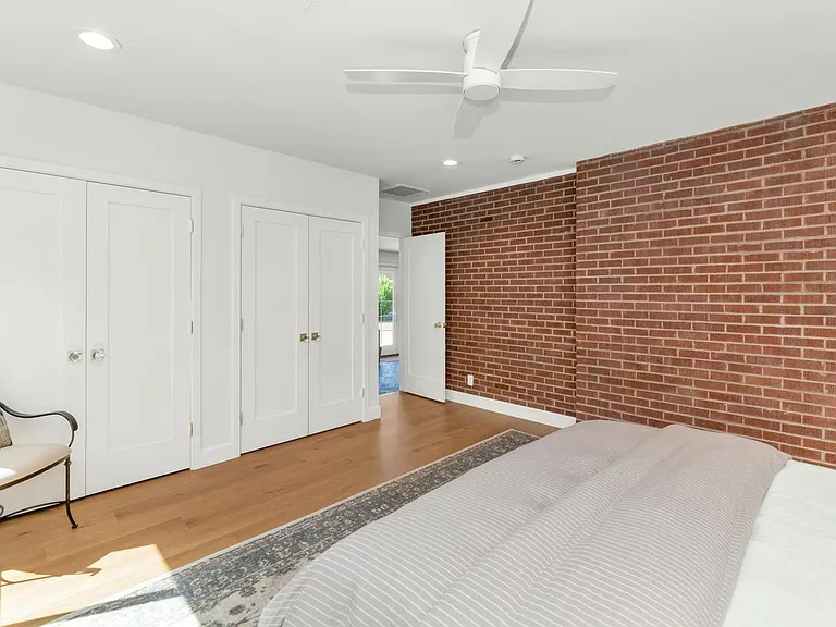 103 W Palmcroft Dr — Photo 23