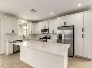 16980 W WINSTON Drive, Goodyear, AZ 85338