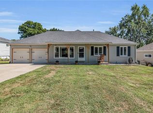 5209 N Flora Ave, Kansas City, MO 64118