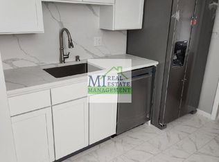 114 W Main Ave, Zeeland, MI 49464