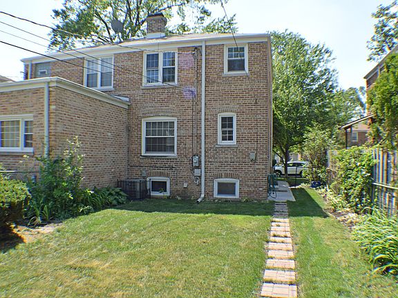 4th image of 1781 Linden St