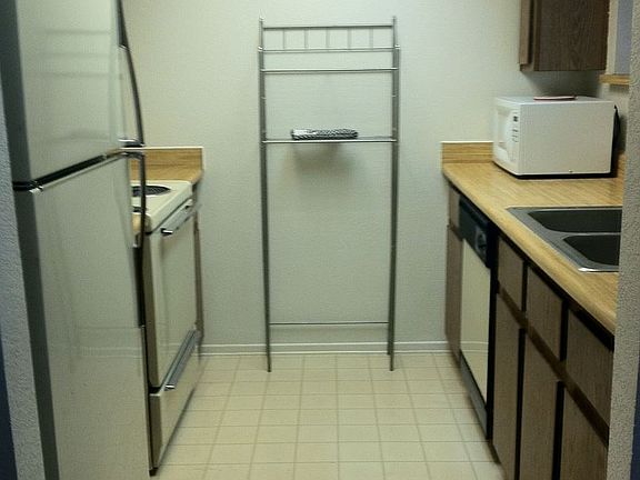 3rd image of 616 S Hardy Dr Unit 132