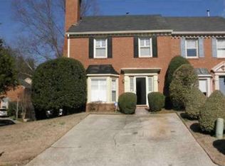 400 Forestgate Ct, Sandy Springs, GA 30350