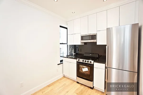 Rented by BRICK & GALO REALTY CORP | media 12