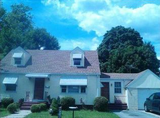 8 Homestead Ave, Johnston, RI 02919