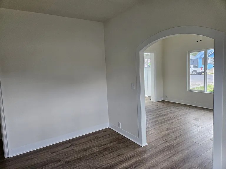 344 Michigan Ave — Photo 14