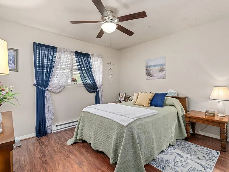 401 E Main St #5 — Photo 10