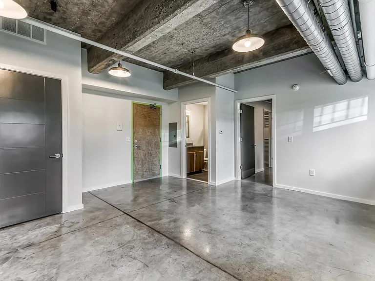 Brown Street Lofts — Photo 21