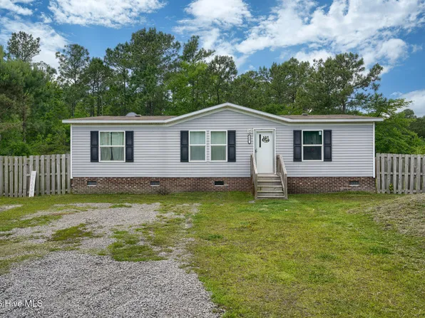 122 Piney Creek Drive, Holly Ridge, NC 28445