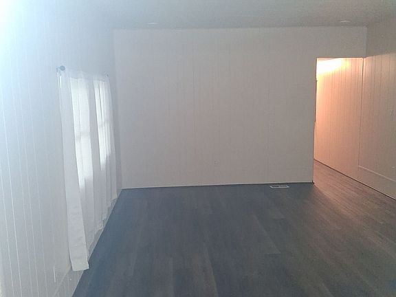 2nd image of 132 Stark Ln