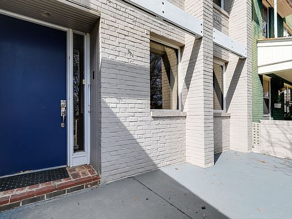 5th image of 514 S Sheppard St