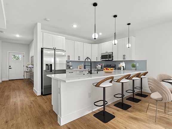 2nd image of 706 Martin Luther King Dr #102
