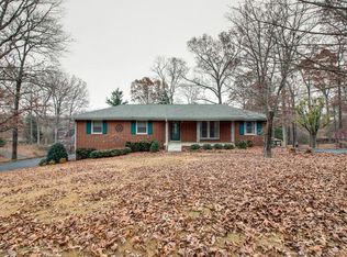 104 Bellwood Cir, Dickson, TN 37055